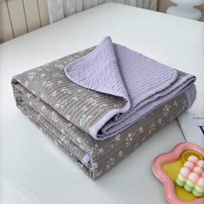 91家纺网 家纺一手货源 找家纺 橙子家居 2024新款A类木棉印花床盖三件套四季款夹层新疆棉花 含苞待放