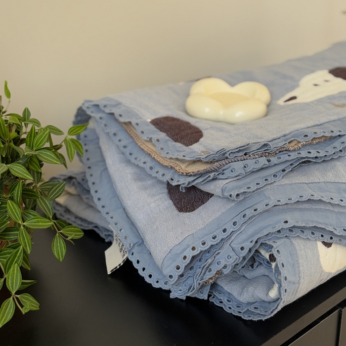 91家纺网 家纺一手货源 找家纺 橙子家居 2025新款韩国泡芙被纯棉五层纱布夏被夏凉被空调被 趴趴狗