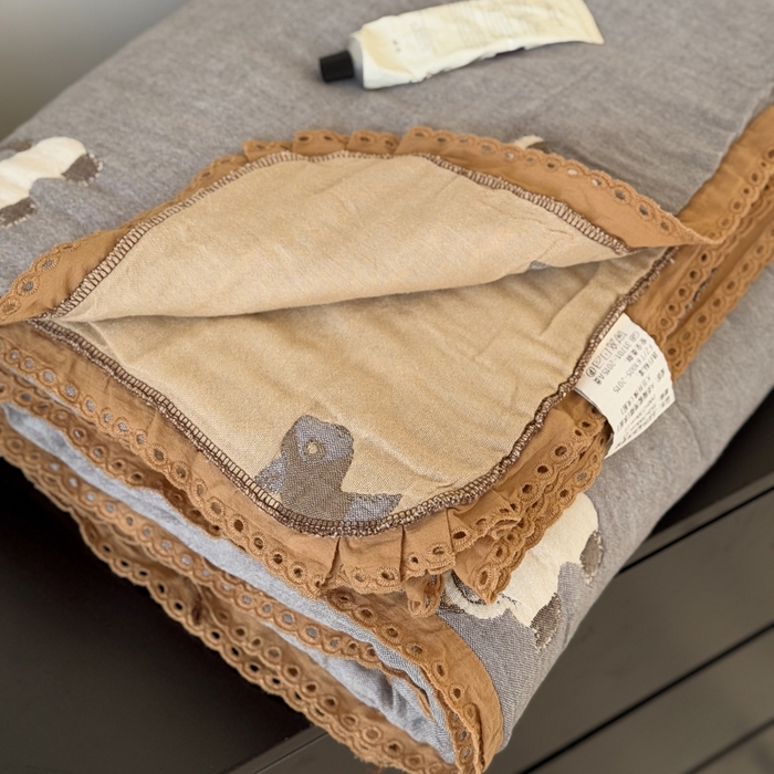 91家纺网 家纺一手货源 找家纺 橙子家居 2025新款韩国泡芙被纯棉五层纱布夏被夏凉被空调被 晚安喵