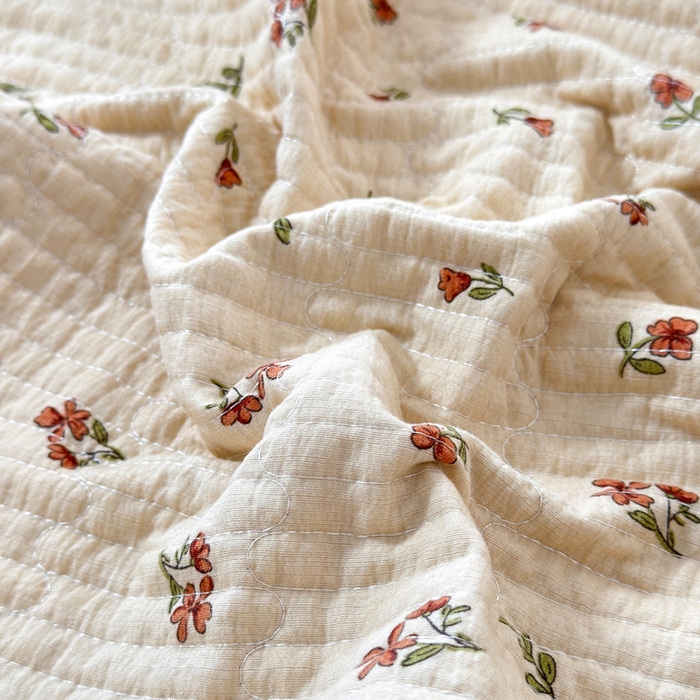 91家纺网 家纺一手货源 找家纺 橙子家居 2024新款A类木棉印花床盖三件套四季款夹层新疆棉花 栀子花