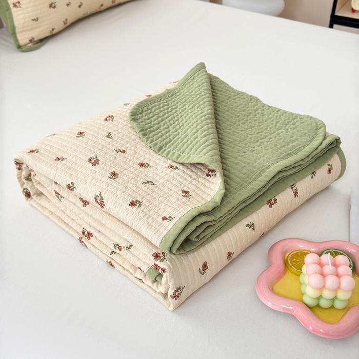 91家纺网 家纺一手货源 找家纺 橙子家居 2024新款A类木棉印花床盖三件套四季款夹层新疆棉花 栀子花