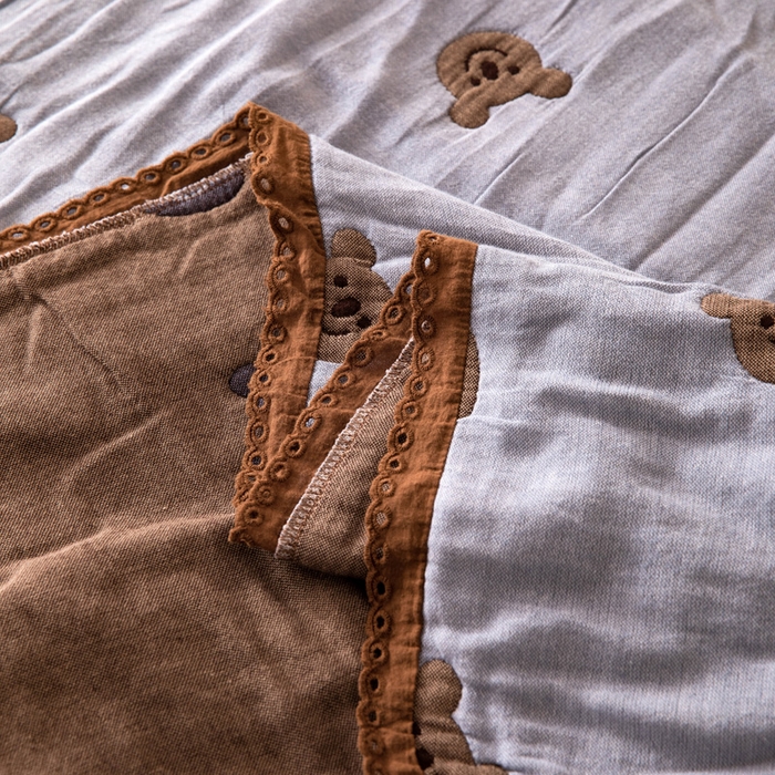 91家纺网 家纺一手货源 找家纺 橙子家居 2025新款韩国泡芙被纯棉五层纱布夏被夏凉被空调被 熊仔安眠