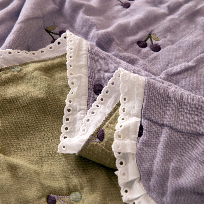 91家纺网 家纺一手货源 找家纺 橙子家居 2025新款韩国泡芙被纯棉五层纱布夏被夏凉被空调被 樱桃夏梦-紫