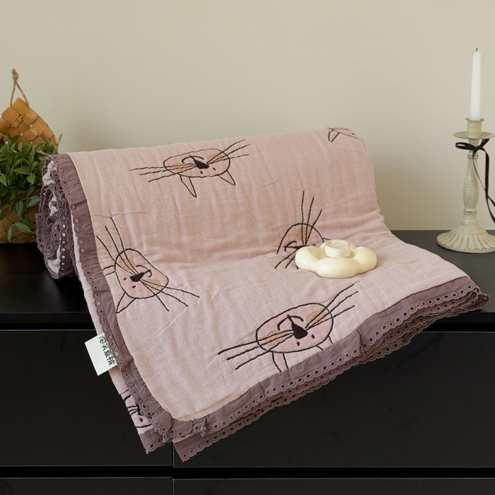 91家纺网 家纺一手货源 找家纺 橙子家居 2025新款韩国泡芙被纯棉五层纱布夏被夏凉被空调被 长胡须喵