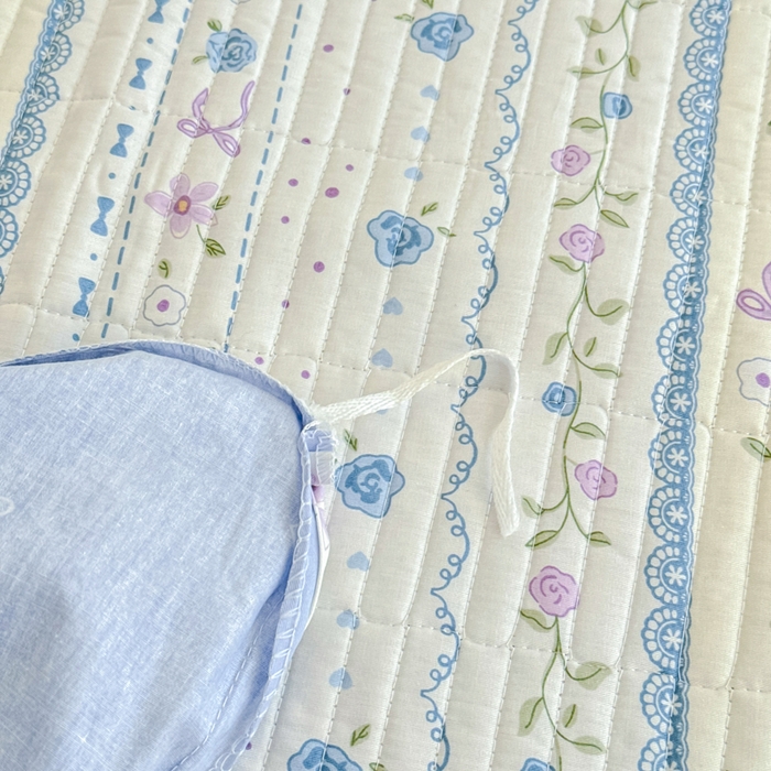 91家纺网 家纺一手货源 找家纺 橙子家居 2025新款双面纯棉夹层新疆棉花数码印花系列床盖单件-单床盖 花蔓蓝