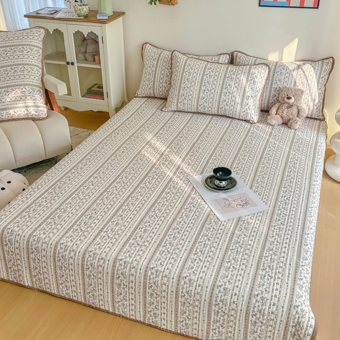 91家纺网 家纺一手货源 找家纺 橙子家居 2025新款双面纯棉夹层新疆棉花数码印花系列床盖单件-单床盖 花野