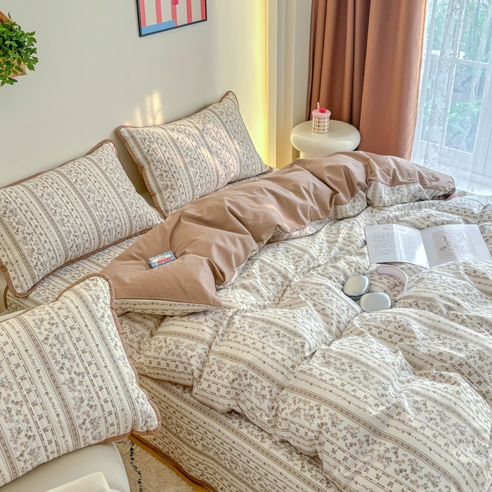 91家纺网 家纺一手货源 找家纺 橙子家居 2025新款双面纯棉夹层新疆棉花数码印花系列床盖单件-单床盖 花野