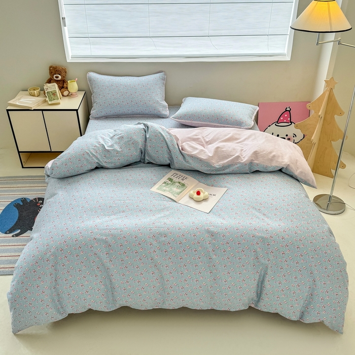 91家纺网 家纺一手货源 找家纺 橙子家居 2025新款双面全棉纯棉13372印花棉花床盖三件套-第二批 花期漫