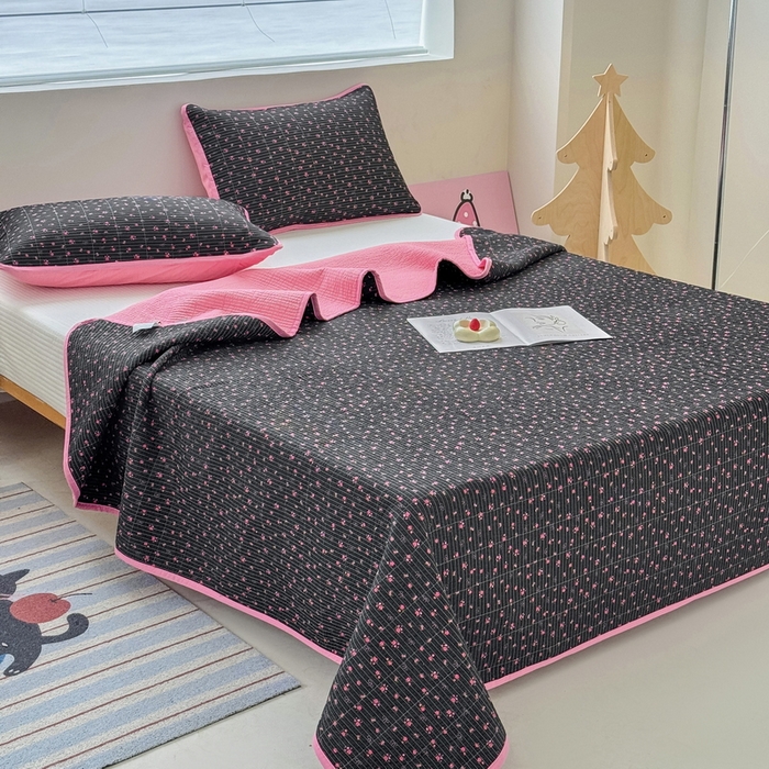 91家纺网 家纺一手货源 找家纺 橙子家居 2025新款双面全棉纯棉13372印花棉花床盖三件套-第二批 漫语