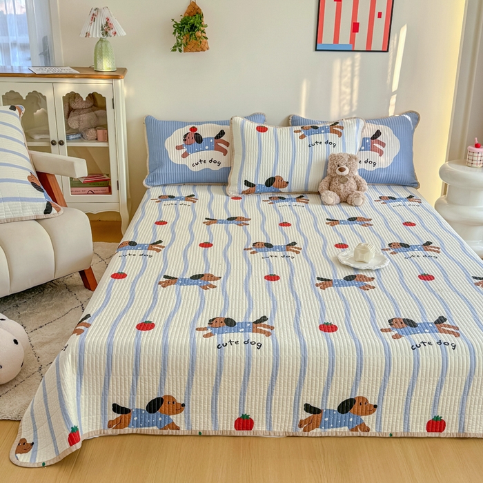 91家纺网 家纺一手货源 找家纺 橙子家居 2025新款双面纯棉夹层新疆棉花数码印花系列床盖单件-单床盖 柿柿狗