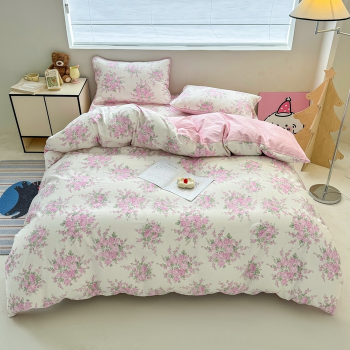 91家纺网 家纺一手货源 找家纺 橙子家居 2025新款双面全棉纯棉13372印花棉花床盖三件套-第二批 苏亚粉