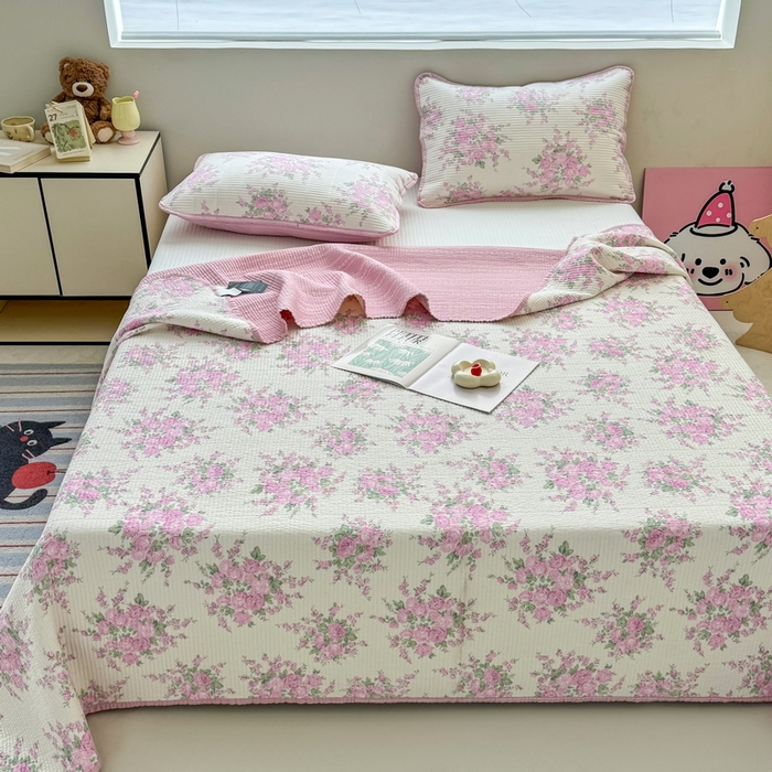 91家纺网 家纺一手货源 找家纺 橙子家居 2025新款双面全棉纯棉13372印花棉花床盖三件套-第二批 苏亚粉