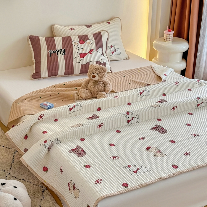 91家纺网 家纺一手货源 找家纺 橙子家居 2025新款双面纯棉夹层新疆棉花数码印花系列床盖单件-单床盖 兔兔熊