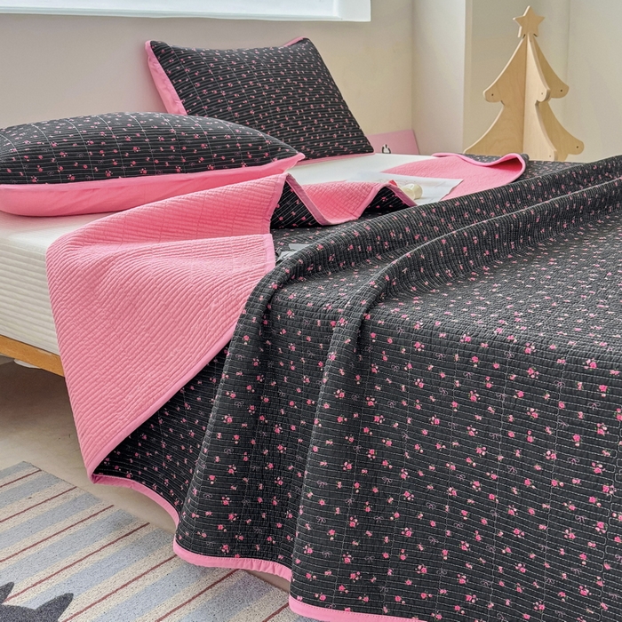 91家纺网 家纺一手货源 找家纺 橙子家居 2025新款双面全棉纯棉13372印花棉花床盖四件套-第二批 漫语