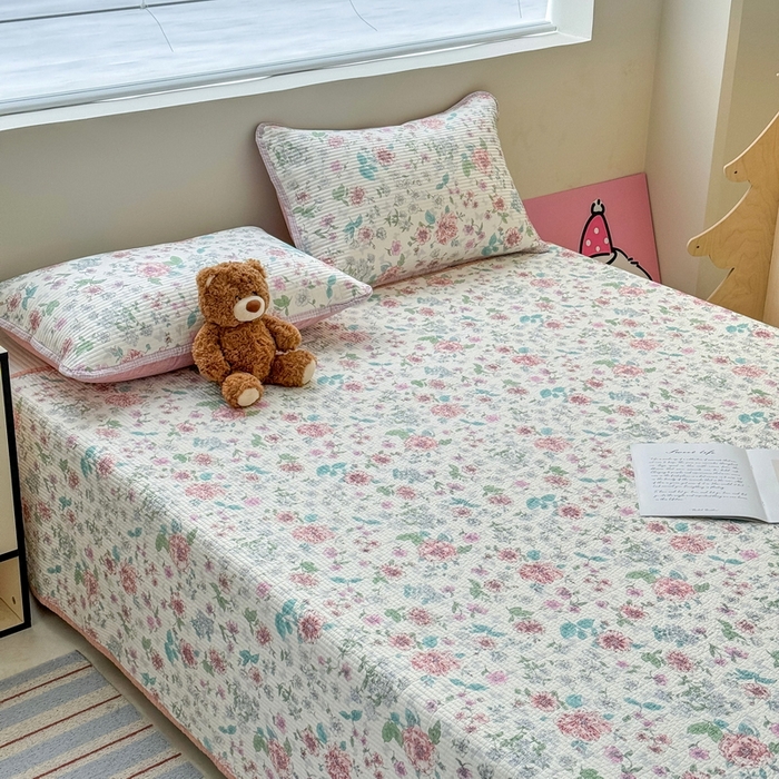 91家纺网 家纺一手货源 找家纺 橙子家居 2025新款双面全棉纯棉13372印花棉花床盖四件套-第二批 梦游仙境