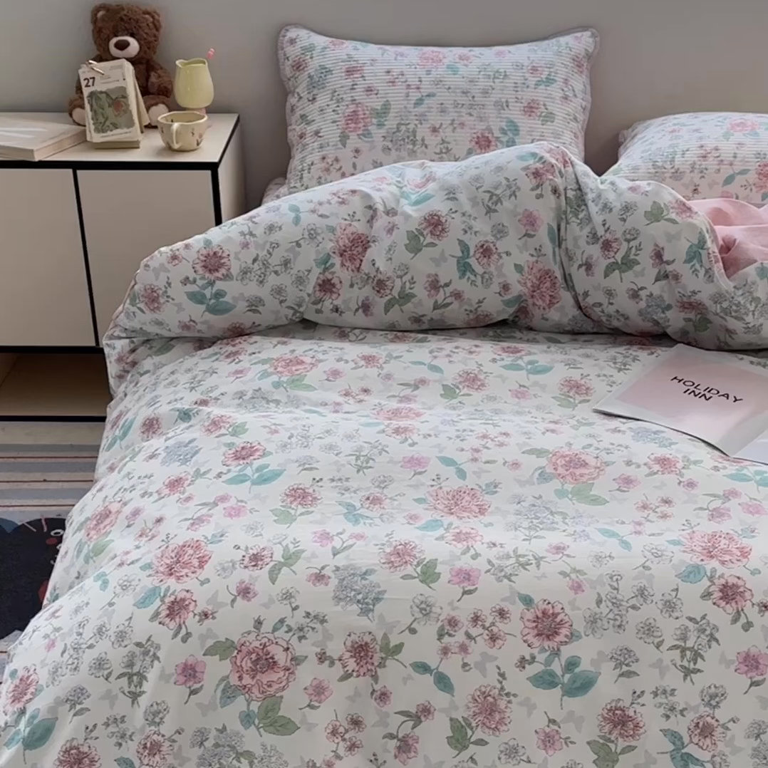 91家纺网 家纺一手货源 找家纺 橙子家居 2025新款双面全棉纯棉13372印花棉花床盖四件套-第二批 梦游仙境