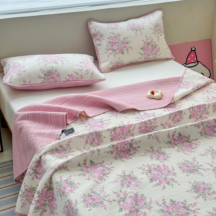 91家纺网 家纺一手货源 找家纺 橙子家居 2025新款双面全棉纯棉13372印花棉花床盖四件套-第二批 苏亚粉