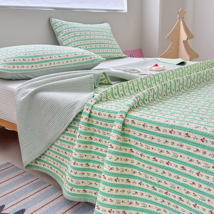 91家纺网 家纺一手货源 找家纺 橙子家居 2025新款双面全棉纯棉13372印花棉花床盖四件套-第二批 雾夏-绿