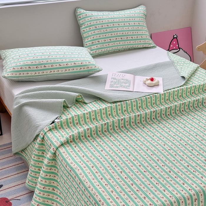 91家纺网 家纺一手货源 找家纺 橙子家居 2025新款双面全棉纯棉13372印花棉花床盖四件套-第二批 雾夏-绿