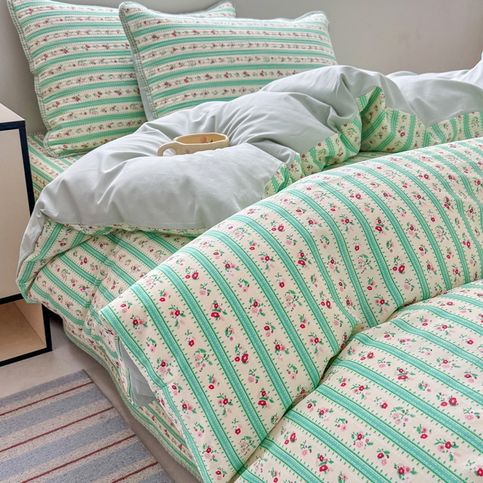 91家纺网 家纺一手货源 找家纺 橙子家居 2025新款双面全棉纯棉13372印花棉花床盖四件套-第二批 雾夏-绿