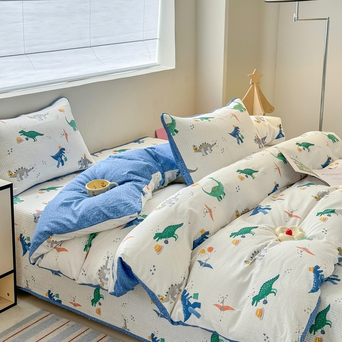 91家纺网 家纺一手货源 找家纺 橙子家居 2025新款双面全棉纯棉13372印花棉花床盖四件套-第二批 小飞龙