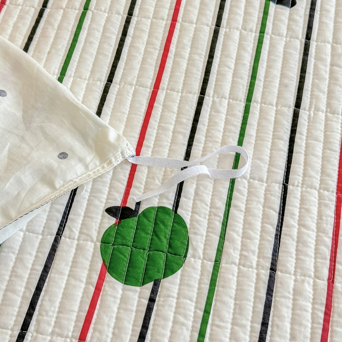 91家纺网 家纺一手货源 找家纺 橙子家居 2025新款双面纯棉夹层新疆棉花数码印花床盖四件套-第一批 大眼萌红