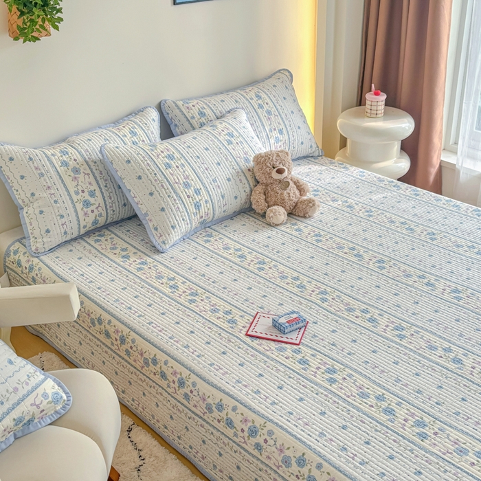 91家纺网 家纺一手货源 找家纺 橙子家居 2025新款双面纯棉夹层新疆棉花数码印花床盖四件套-第一批 花蔓蓝