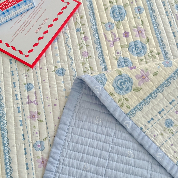 91家纺网 家纺一手货源 找家纺 橙子家居 2025新款双面纯棉夹层新疆棉花数码印花床盖四件套-第一批 花蔓蓝