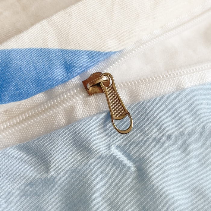 91家纺网 家纺一手货源 找家纺 港岛妹妹 2025新款云朵水洗工艺学生床宿舍上下铺三件套 线条喵