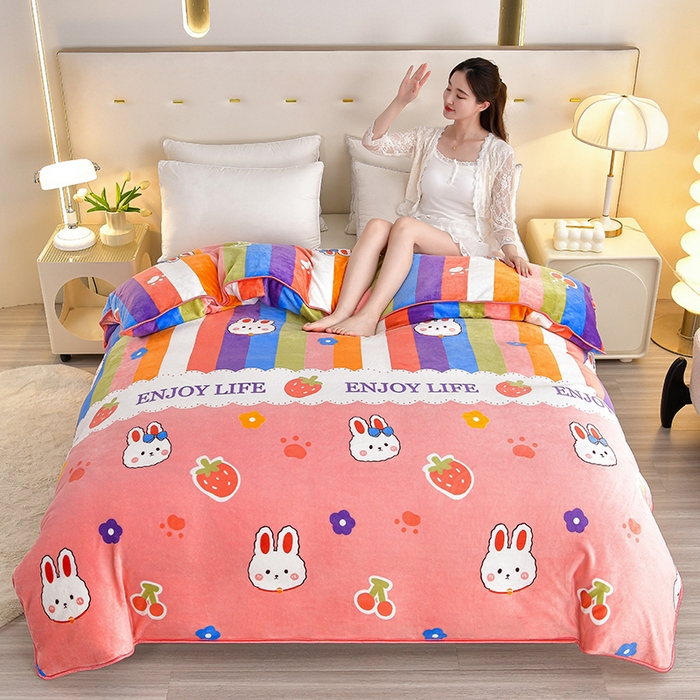 91家纺网 家纺一手货源 找家纺 （总）缘莉娜家纺2025新款花色高克重加厚牛奶绒金貂绒被套单件