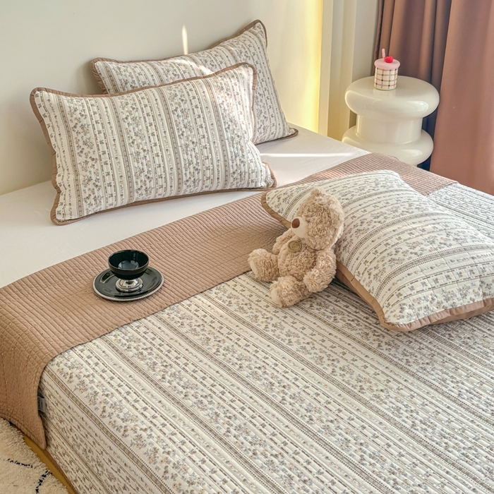 91家纺网 家纺一手货源 找家纺 橙子家居 2025新款双面纯棉夹层新疆棉花数码印花床盖四件套-第一批 花野