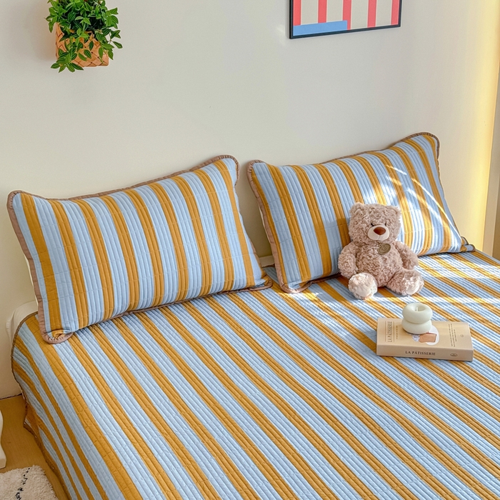 91家纺网 家纺一手货源 找家纺 橙子家居 2025新款双面纯棉夹层新疆棉花数码印花床盖四件套-第一批 黄宽条