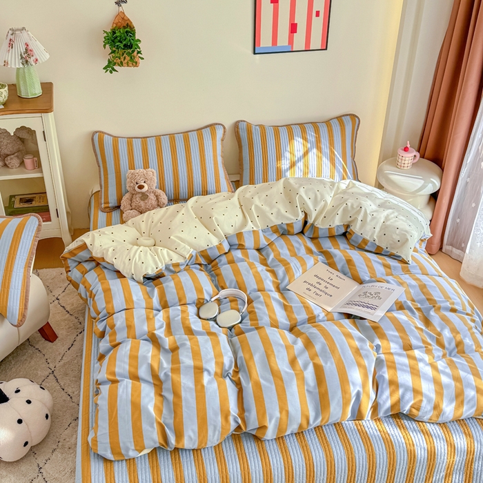 91家纺网 家纺一手货源 找家纺 橙子家居 2025新款双面纯棉夹层新疆棉花数码印花床盖四件套-第一批 黄宽条