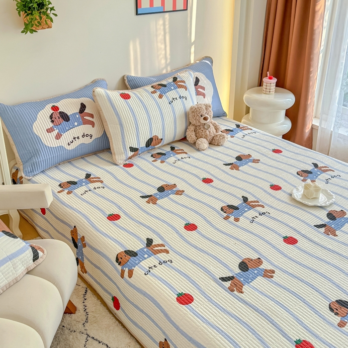 91家纺网 家纺一手货源 找家纺 橙子家居 2025新款双面纯棉夹层新疆棉花数码印花床盖四件套-第一批 柿柿狗