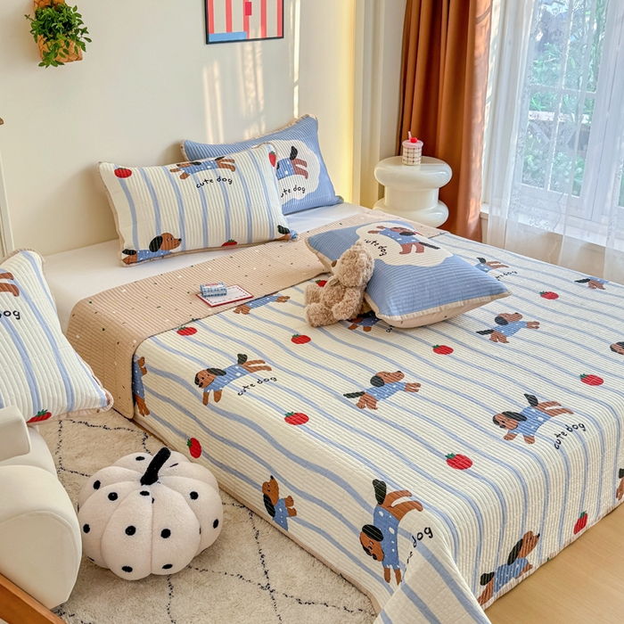 91家纺网 家纺一手货源 找家纺 橙子家居 2025新款双面纯棉夹层新疆棉花数码印花床盖四件套-第一批 柿柿狗