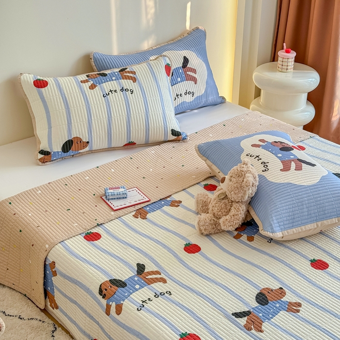 91家纺网 家纺一手货源 找家纺 橙子家居 2025新款双面纯棉夹层新疆棉花数码印花床盖四件套-第一批 柿柿狗