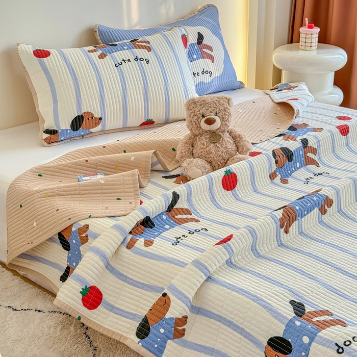 91家纺网 家纺一手货源 找家纺 橙子家居 2025新款双面纯棉夹层新疆棉花数码印花床盖四件套-第一批 柿柿狗