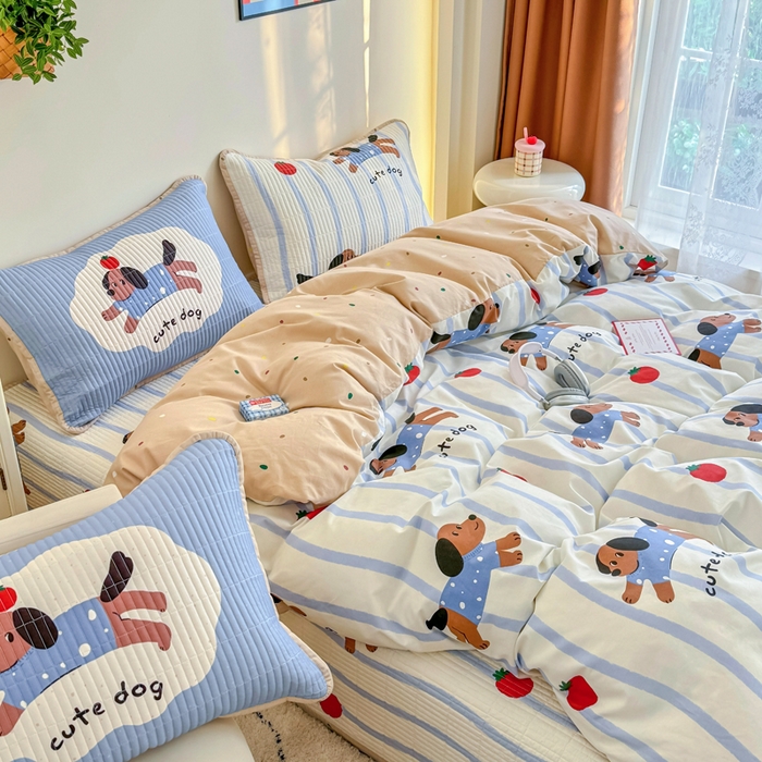 91家纺网 家纺一手货源 找家纺 橙子家居 2025新款双面纯棉夹层新疆棉花数码印花床盖四件套-第一批 柿柿狗