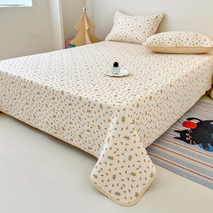 91家纺网 家纺一手货源 找家纺 橙子家居 2025新款双面全棉纯棉砂洗夹棉床盖三件套 薇恋时光