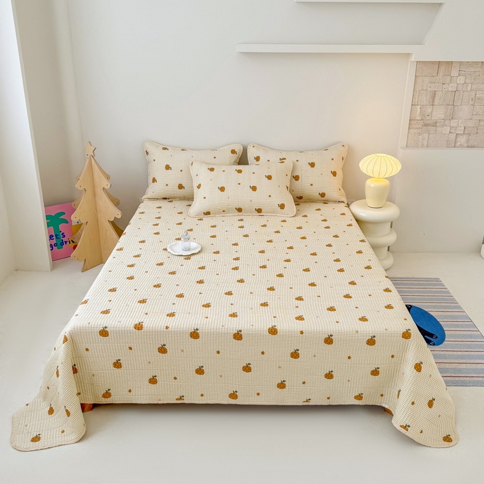 91家纺网 家纺一手货源 找家纺 橙子家居 2025新款双面全棉纯棉砂洗夹棉床盖三件套 甜心南瓜