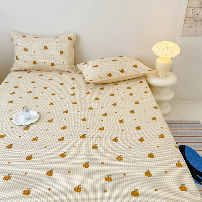 91家纺网 家纺一手货源 找家纺 橙子家居 2025新款双面全棉纯棉砂洗夹棉床盖三件套 甜心南瓜