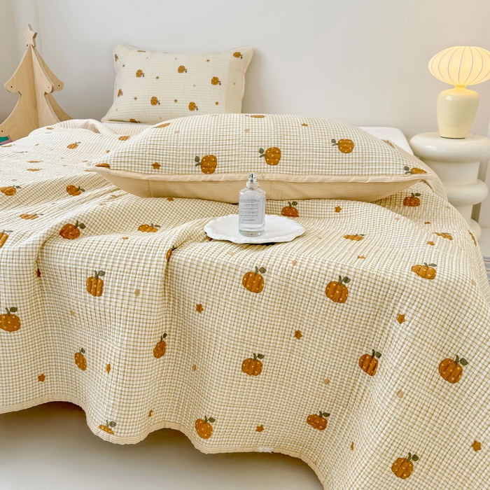 91家纺网 家纺一手货源 找家纺 橙子家居 2025新款双面全棉纯棉砂洗夹棉床盖三件套 甜心南瓜