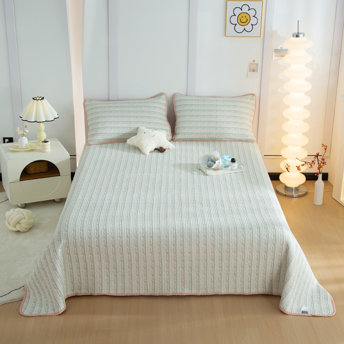 91家纺网 家纺一手货源 找家纺 橙子家居 2025新款双面全棉纯棉砂洗夹棉床盖三件套 雅清