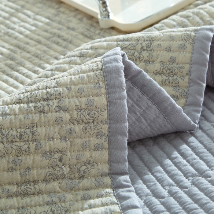 91家纺网 家纺一手货源 找家纺 橙子家居 2025新款双面全棉纯棉砂洗夹棉床盖三件套 赫本