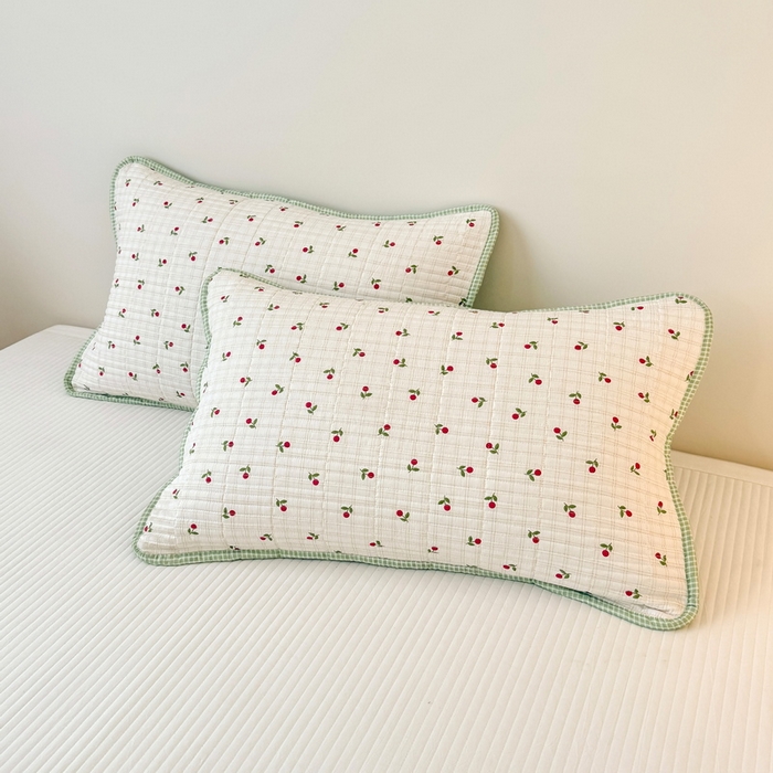 91家纺网 家纺一手货源 找家纺 橙子家居 2025新款双面全棉纯棉砂洗夹棉床盖三件套 樱桃派