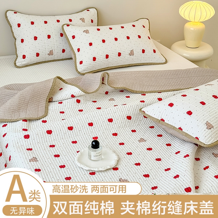91家纺网 家纺一手货源 找家纺 橙子家居 2025新款双面全棉纯棉砂洗夹棉床盖三件套 苹果趣事