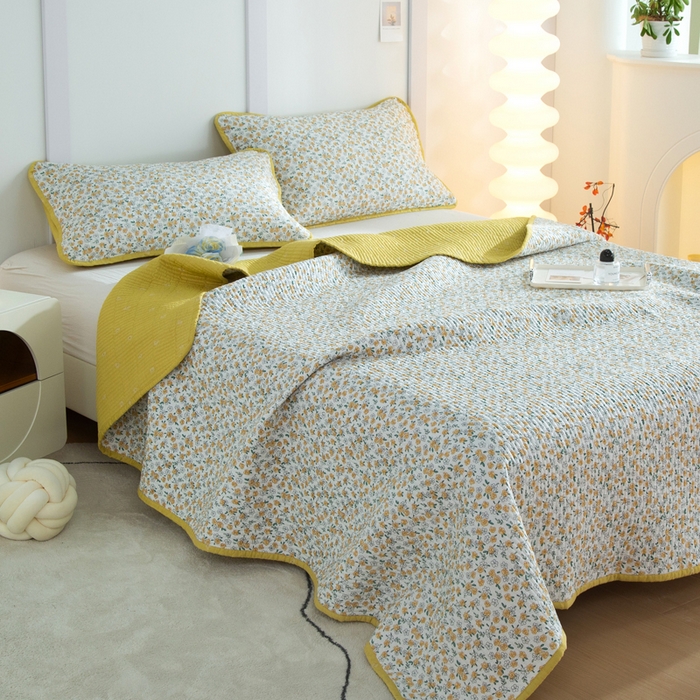 91家纺网 家纺一手货源 找家纺 橙子家居 2025新款双面全棉纯棉砂洗夹棉床盖三件套 莫娇-黄