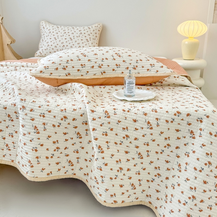 91家纺网 家纺一手货源 找家纺 橙子家居 2025新款双面全棉纯棉砂洗夹棉床盖三件套 梦露花园