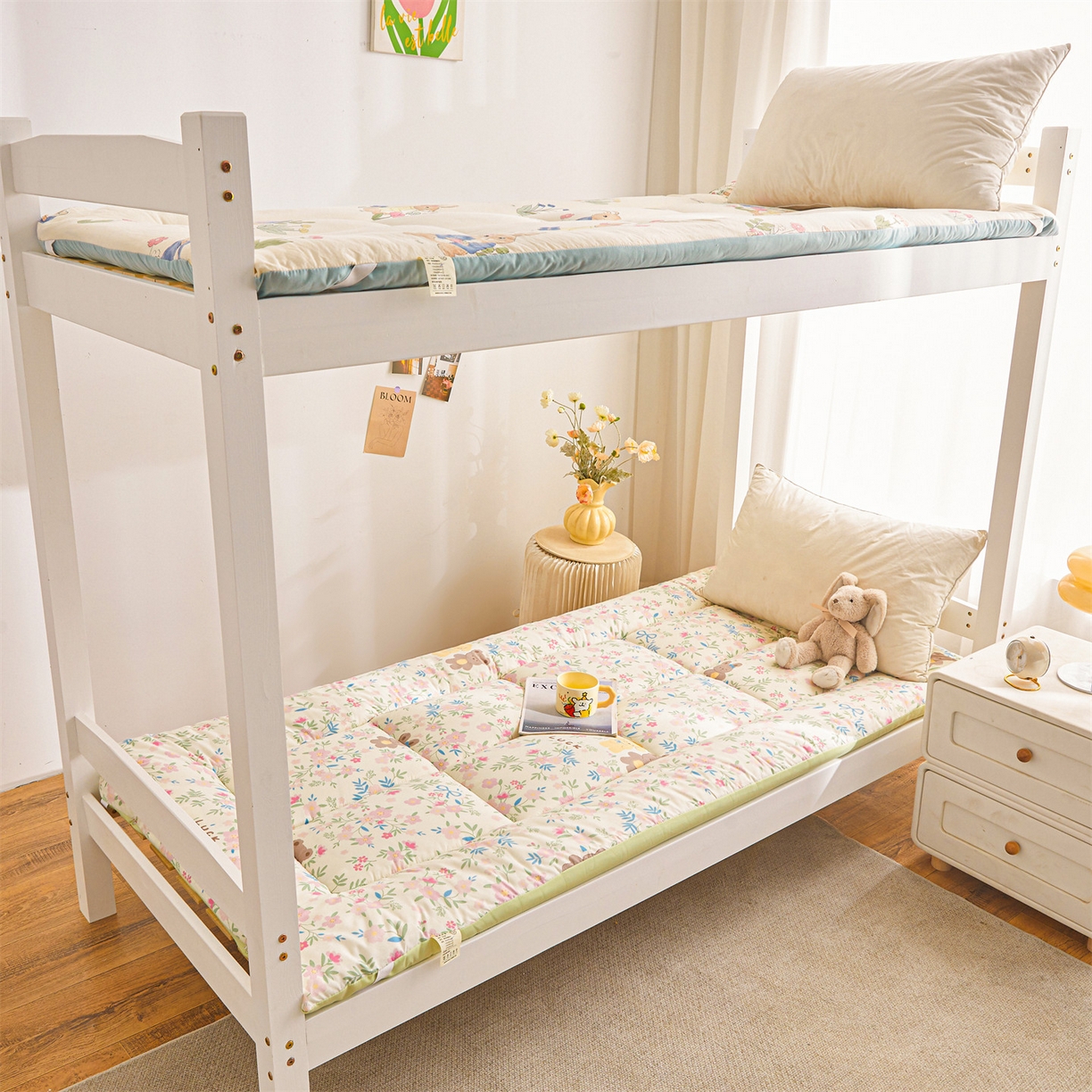 91家纺网 家纺一手货源 找家纺 （总）梵蒂莎 2025新款新疆棉花四季款秋冬两用床垫子褥子宿舍印花学生床垫床褥垫（场景1）（含买家秀）