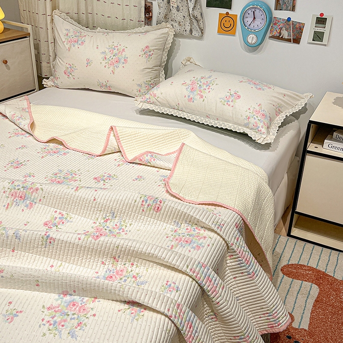 91家纺网 家纺一手货源 找家纺 橙子家居 2025年新款小清新全棉高温砂洗棉花床盖四件套跑量款床盖单面纯棉 甜甜夏日